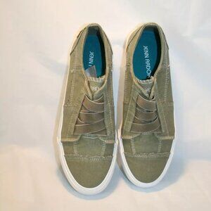 Jenn Ardor Olive Green Womens Slip On Canvas Shoes Size 8.5